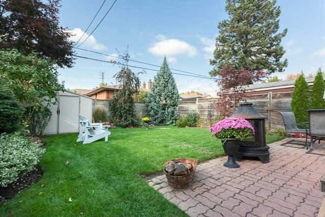 46 Rothsay Ave, House detached with 2 bedrooms, 2 bathrooms and 4 parking in Toronto ON | Image 19