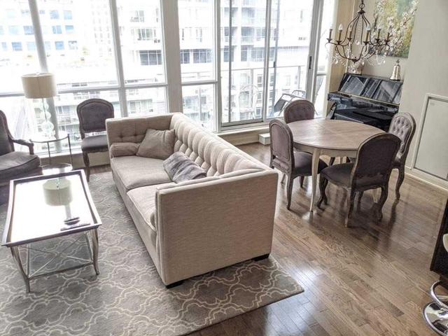 lph11 - 21 Nelson St, Condo with 1 bedrooms, 2 bathrooms and 1 parking in Toronto ON | Image 18