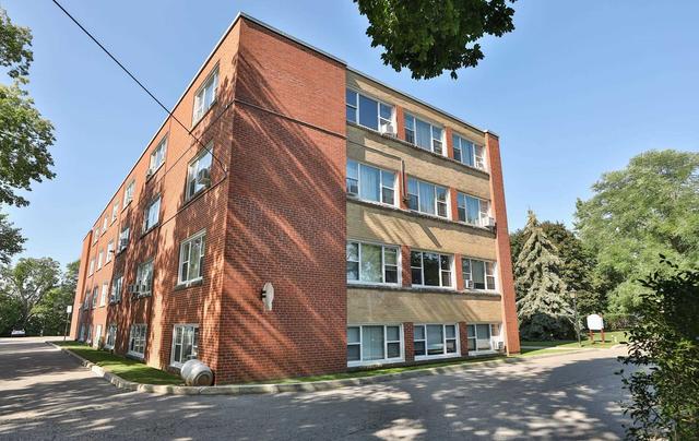 104 - 2054 Courtland Dr, Condo with 2 bedrooms, 1 bathrooms and 1 parking in Burlington ON | Image 23