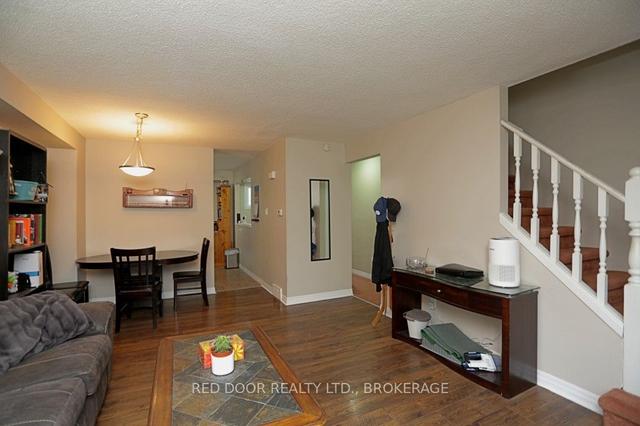 3 - 110 Deveron Cres, Townhouse with 3 bedrooms, 2 bathrooms and 1 parking in London ON | Image 19