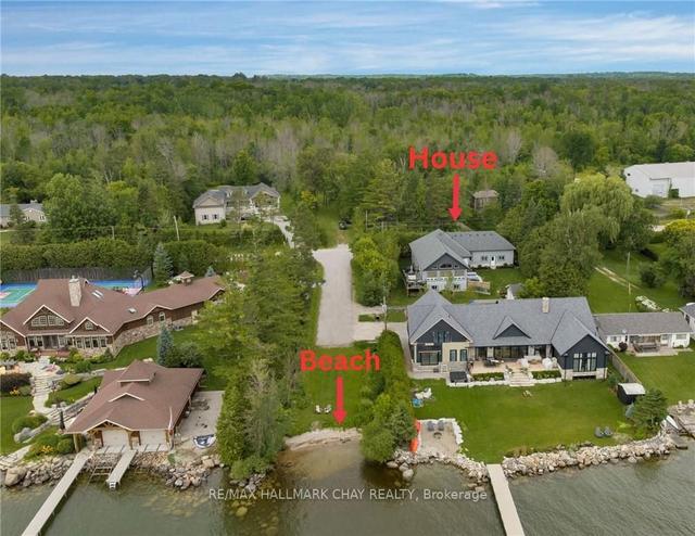 225 Lakeshore Rd W, House detached with 3 bedrooms, 3 bathrooms and 14 parking in Oro Medonte ON | Image 1