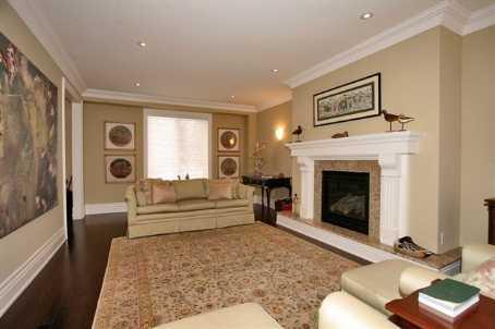 1487 Clarkson Rd, House detached with 4 bedrooms, 5 bathrooms and 4 parking in Mississauga ON | Image 3