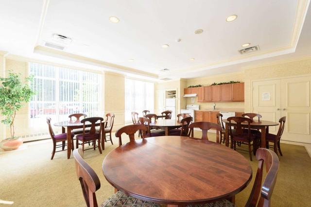 603 - 442 Maple Ave, Condo with 2 bedrooms, 2 bathrooms and 1 parking in Burlington ON | Image 20