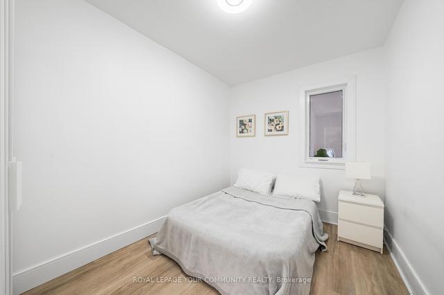 70 Fifth St, House detached with 2 bedrooms, 3 bathrooms and 1 parking in Toronto ON | Image 8