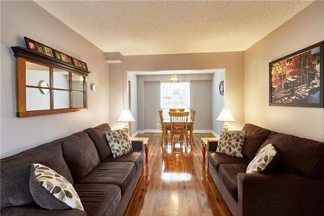 975 Attersley Dr, House semidetached with 3 bedrooms, 2 bathrooms and 2 parking in Oshawa ON | Image 9