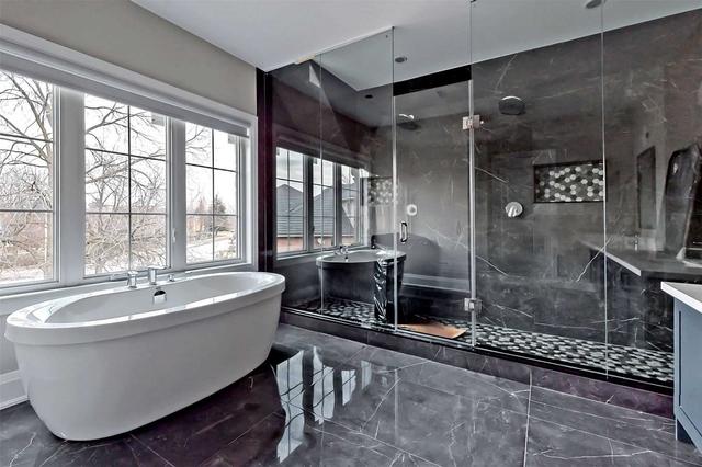 3547 Wilmot Cres, House detached with 4 bedrooms, 6 bathrooms and 8 parking in Oakville ON | Image 38