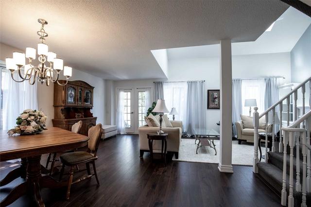 104 Riverview Rd, Condo with 2 bedrooms, 3 bathrooms and 5 parking in New Tecumseth ON | Image 3