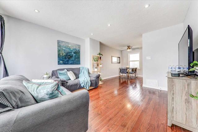 42 - 740 Kennedy Rd, House attached with 2 bedrooms, 2 bathrooms and 1 parking in Toronto ON | Image 31