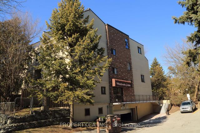 23 - 25 Pebble Bywy, Townhouse with 3 bedrooms, 2 bathrooms and 1 parking in Toronto ON | Image 1
