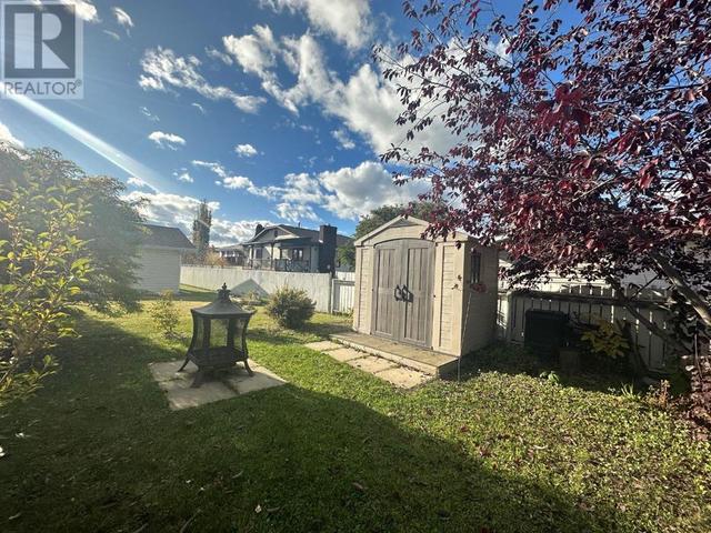 9104a - 94 Ave., House semidetached with 3 bedrooms, 1 bathrooms and 3 parking in Lac la Biche County AB | Image 29