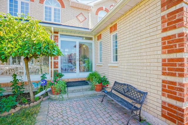 84 Hepburn St, House detached with 4 bedrooms, 4 bathrooms and 5 parking in Markham ON | Image 12