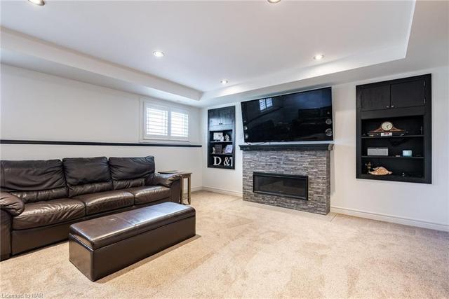 28 Tavistock Road, House detached with 4 bedrooms, 2 bathrooms and 5 parking in St. Catharines ON | Image 16