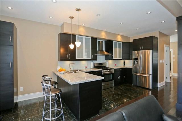 35 Rothsay Ave, House detached with 4 bedrooms, 4 bathrooms and 4 parking in Toronto ON | Image 9