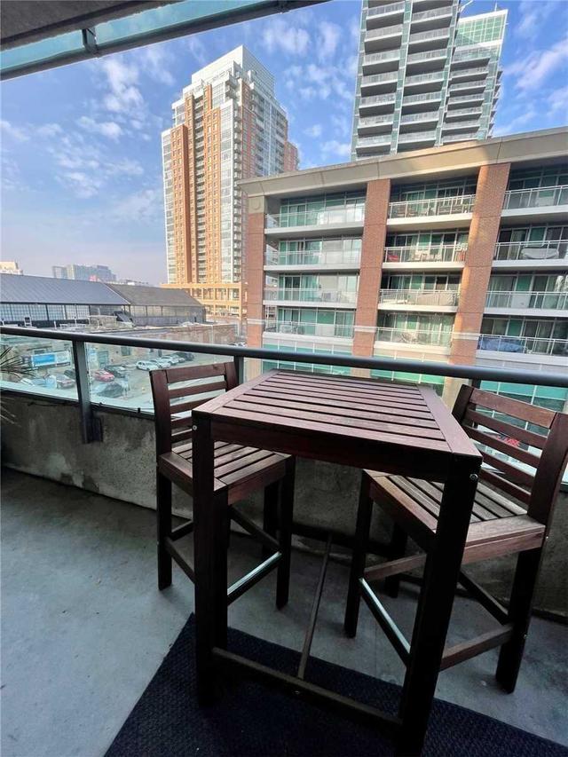 412 - 69 Lynn Williams St, Condo with 1 bedrooms, 1 bathrooms and 0 parking in Toronto ON | Image 7