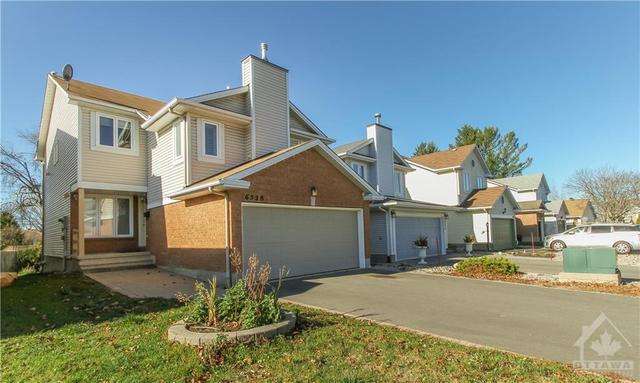 6528 Tooney Drive, House detached with 3 bedrooms, 3 bathrooms and 2 parking in Ottawa ON | Image 2