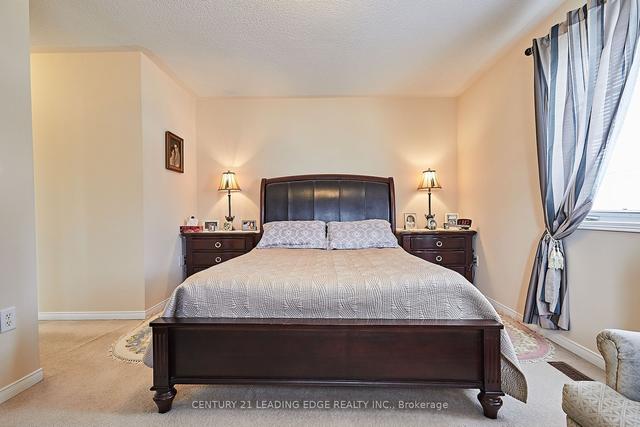 2182 Bur Oak Ave, House semidetached with 3 bedrooms, 3 bathrooms and 2 parking in Markham ON | Image 14