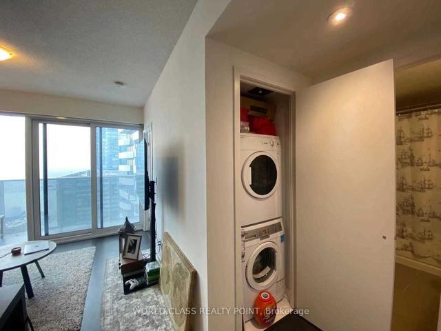 5401 - 88 Harbour St, Condo with 1 bedrooms, 1 bathrooms and 0 parking in Toronto ON | Image 10