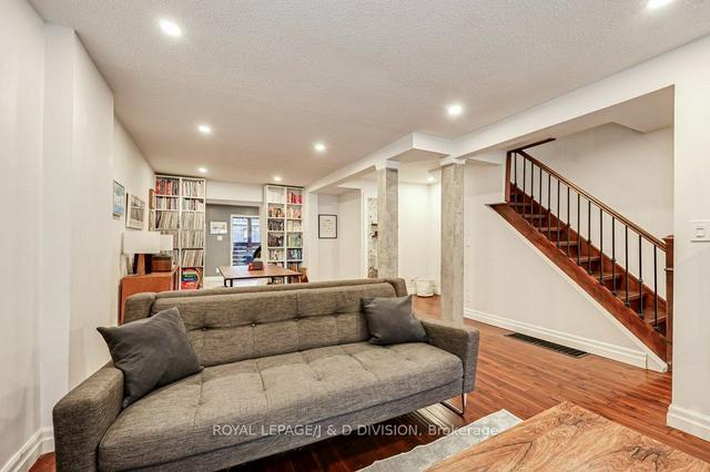 1095.5 Davenport Rd, House semidetached with 3 bedrooms, 3 bathrooms and 2 parking in Toronto ON | Image 37