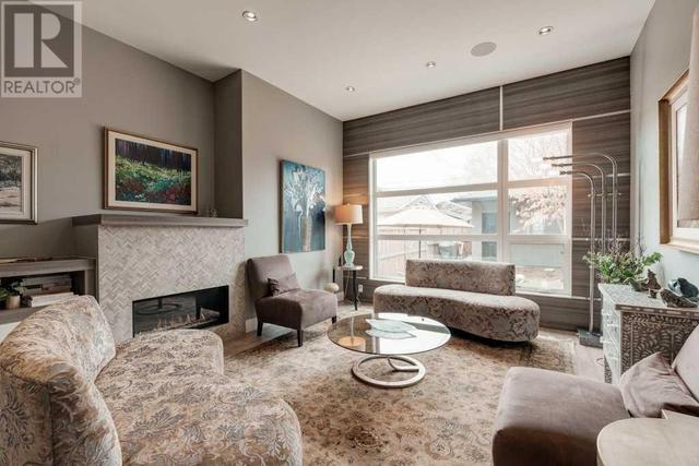 617 16 Street Nw, House detached with 4 bedrooms, 3 bathrooms and 2 parking in Calgary AB | Image 12