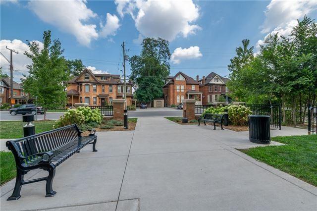 Ph08 - 200 Stinson St, Condo with 2 bedrooms, 3 bathrooms and 1 parking in Hamilton ON | Image 2