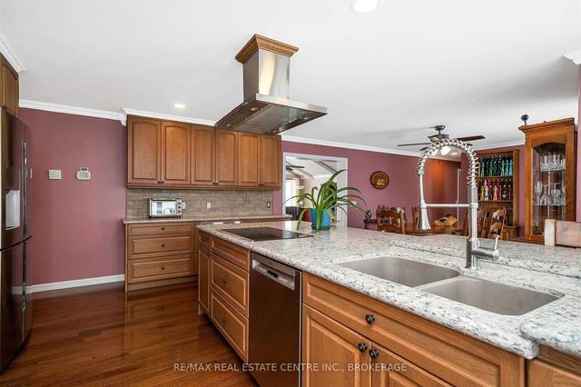 7339 Wellington Rd 16 Rd, House detached with 3 bedrooms, 2 bathrooms and 11 parking in Wellington North ON | Image 2