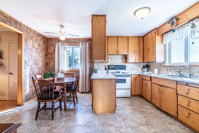 536 Cambray Rd, House detached with 2 bedrooms, 2 bathrooms and 4 parking in Kawartha Lakes ON | Image 6