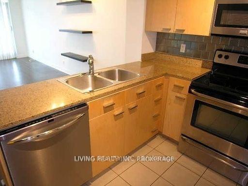 1201 - 373 Front St W, Condo with 1 bedrooms, 1 bathrooms and 1 parking in Toronto ON | Image 6