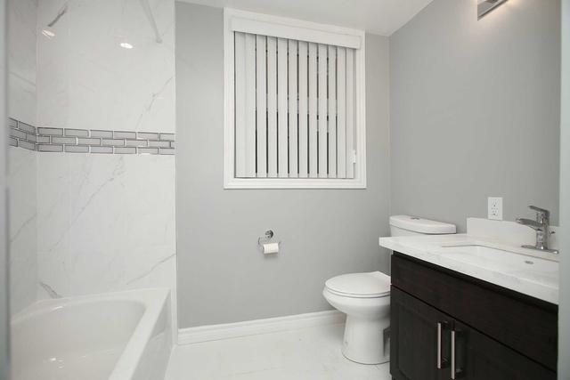 3,5 Temple Ave, House detached with 9 bedrooms, 6 bathrooms and 0 parking in Toronto ON | Image 29