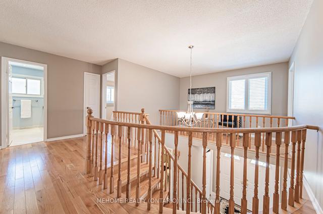 109 Fincham Ave, House detached with 4 bedrooms, 4 bathrooms and 4 parking in Markham ON | Image 13