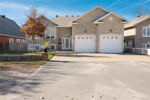 645 Memorial Drive, North Bay, ON, P1A1T5 | Card Image