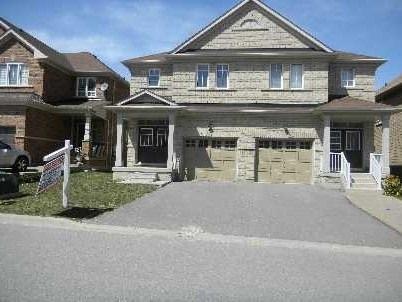 81 Westolivia Tr, House semidetached with 3 bedrooms, 3 bathrooms and 1 parking in Vaughan ON | Image 1