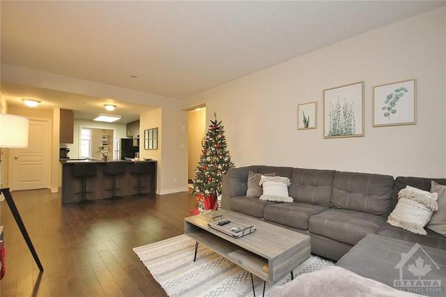 d - 1013 Beryl Private, House attached with 2 bedrooms, 2 bathrooms and 2 parking in Ottawa ON | Image 7