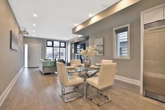 362 Lansdowne Ave, House detached with 4 bedrooms, 4 bathrooms and 2 parking in Toronto ON | Image 2