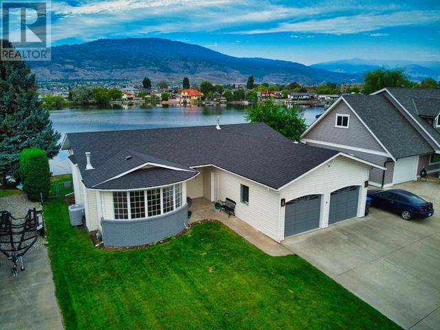38 Bayview Crescent, House detached with 3 bedrooms, 2 bathrooms and 2 parking in Osoyoos BC | Image 1