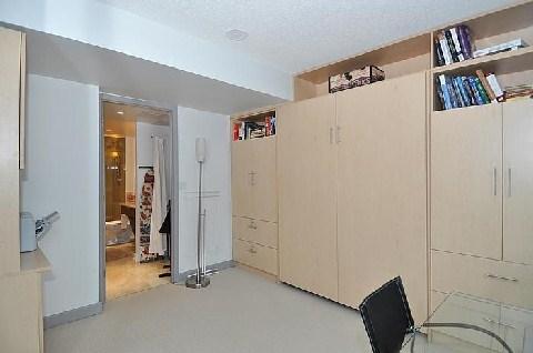 lph 12 - 36 Blue Jays Way, Condo with 2 bedrooms, 3 bathrooms and 1 parking in Toronto ON | Image 13