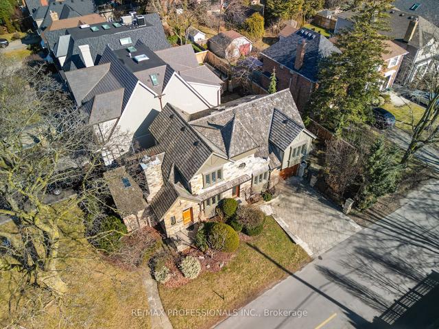 231 Grenview Blvd S, House detached with 3 bedrooms, 3 bathrooms and 2 parking in Toronto ON | Image 33