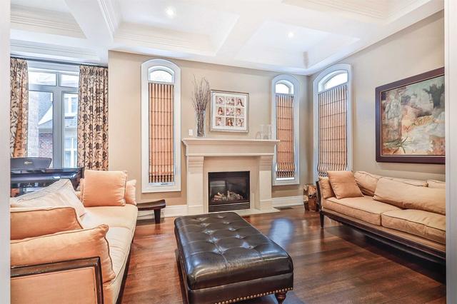 969 Fredonia Dr, House detached with 6 bedrooms, 7 bathrooms and 6 parking in Mississauga ON | Image 30