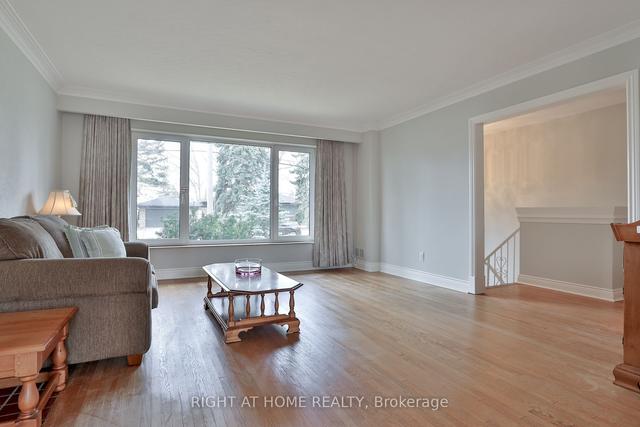 59 Walwyn Ave, House detached with 3 bedrooms, 2 bathrooms and 2 parking in Toronto ON | Image 19