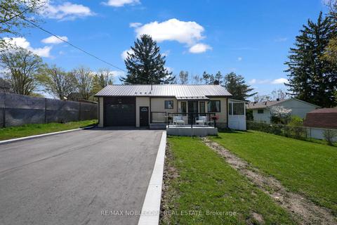 54 Mcduff St, House detached with 2 bedrooms, 2 bathrooms and 8 parking in Grey Highlands ON | Card Image