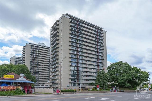 307 - 158 Mcarthur Avenue, Condo with 3 bedrooms, 1 bathrooms and 1 parking in Ottawa ON | Image 1