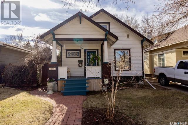 1231 H Avenue N, House detached with 2 bedrooms, 1 bathrooms and null parking in Saskatoon SK | Image 1