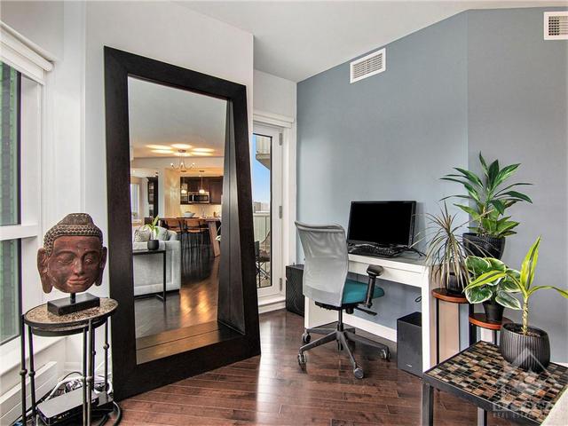 1401 - 242 Rideau Street, Condo with 2 bedrooms, 2 bathrooms and 1 parking in Ottawa ON | Image 20