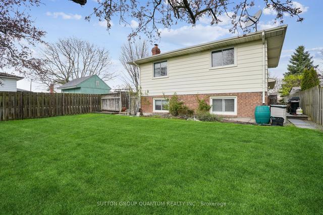 7606 Ronnie Cres, House detached with 3 bedrooms, 2 bathrooms and 3 parking in Niagara Falls ON | Image 35