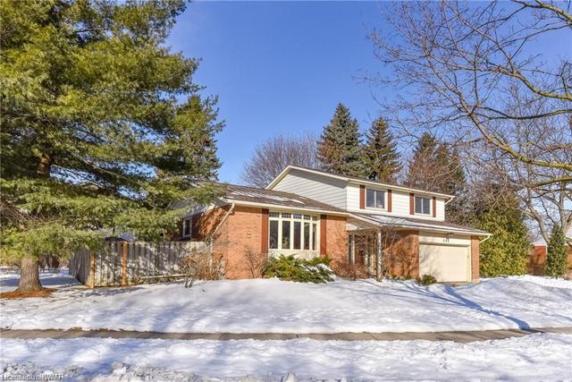 296 Old Post Road, House detached with 4 bedrooms, 2 bathrooms and 5 parking in Waterloo ON | Image 2