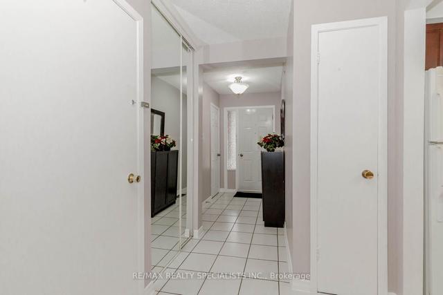 88 Carleton Pl, Townhouse with 4 bedrooms, 3 bathrooms and 2 parking in Brampton ON | Image 34