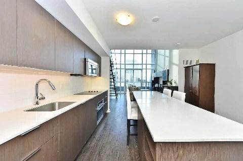 533 - 5 Hanna Ave, Condo with 1 bedrooms, 2 bathrooms and 1 parking in Toronto ON | Image 5
