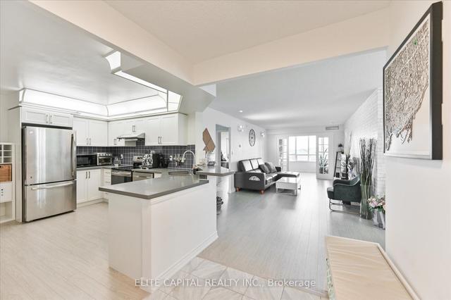 1002 - 228 Bonis Ave, Condo with 2 bedrooms, 2 bathrooms and 1 parking in Toronto ON | Image 27