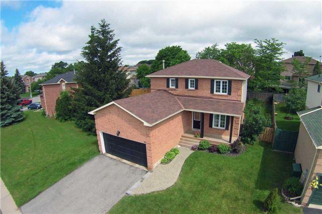 80 Livingstone St W, House detached with 3 bedrooms, 4 bathrooms and 2 parking in Barrie ON | Image 1