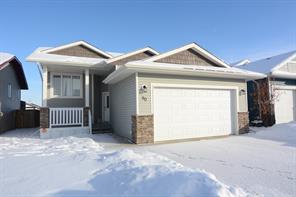 80 Heartland Crescent, House detached with 4 bedrooms, 3 bathrooms and 2 parking in Red Deer County AB | Image 1