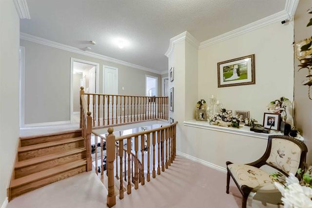 1 Timberwolf Rd, House detached with 4 bedrooms, 3 bathrooms and 6 parking in Brampton ON | Image 10